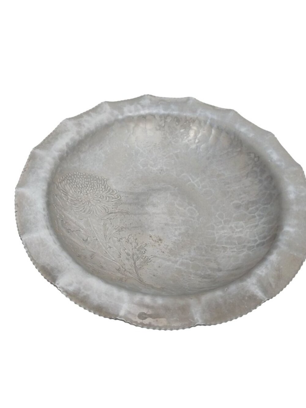 Continental Aluminum Bowl Chrysanthemum Scalloped Edge 10" Hand Wrought